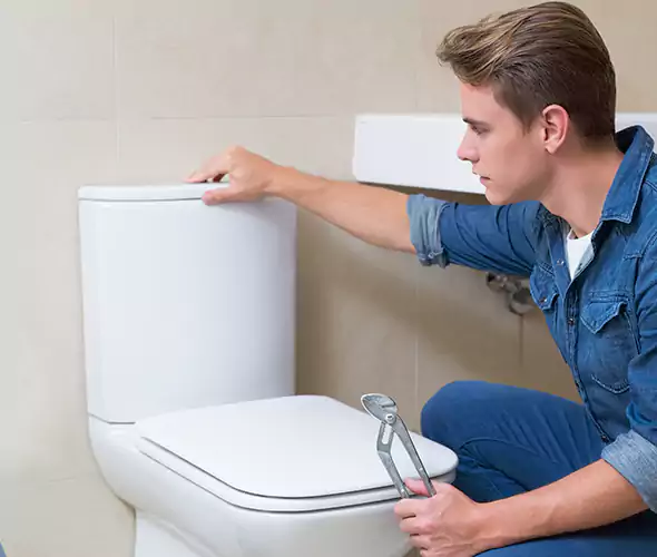 Expert Plumber for Toilet Replacement in Revere, MA: Schedule Affordable Toilet Replacement Services with Us