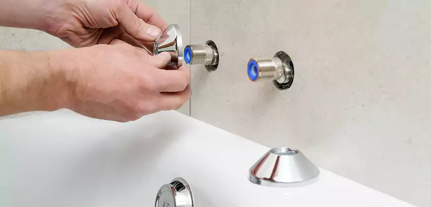 Bathtub Faucet Diverter Replacement in Revere