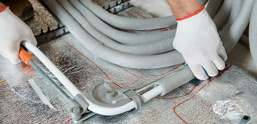 Replace Polybutylene Pipes with PEX in Revere
